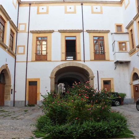 Home Resuttano Palermo Exterior photo